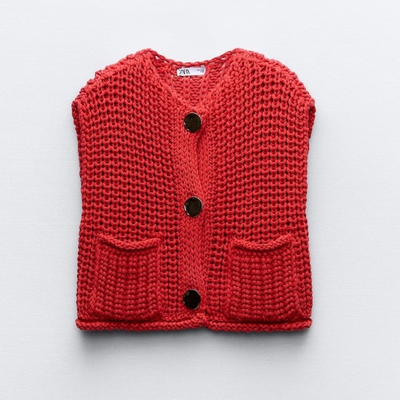 Cierra Chunky Knit Vest (Periwinkle)